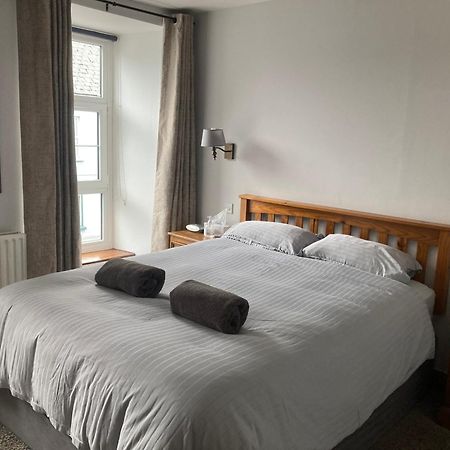 Ashes Seafood Restaurant Accommodation Dingle Exteriör bild