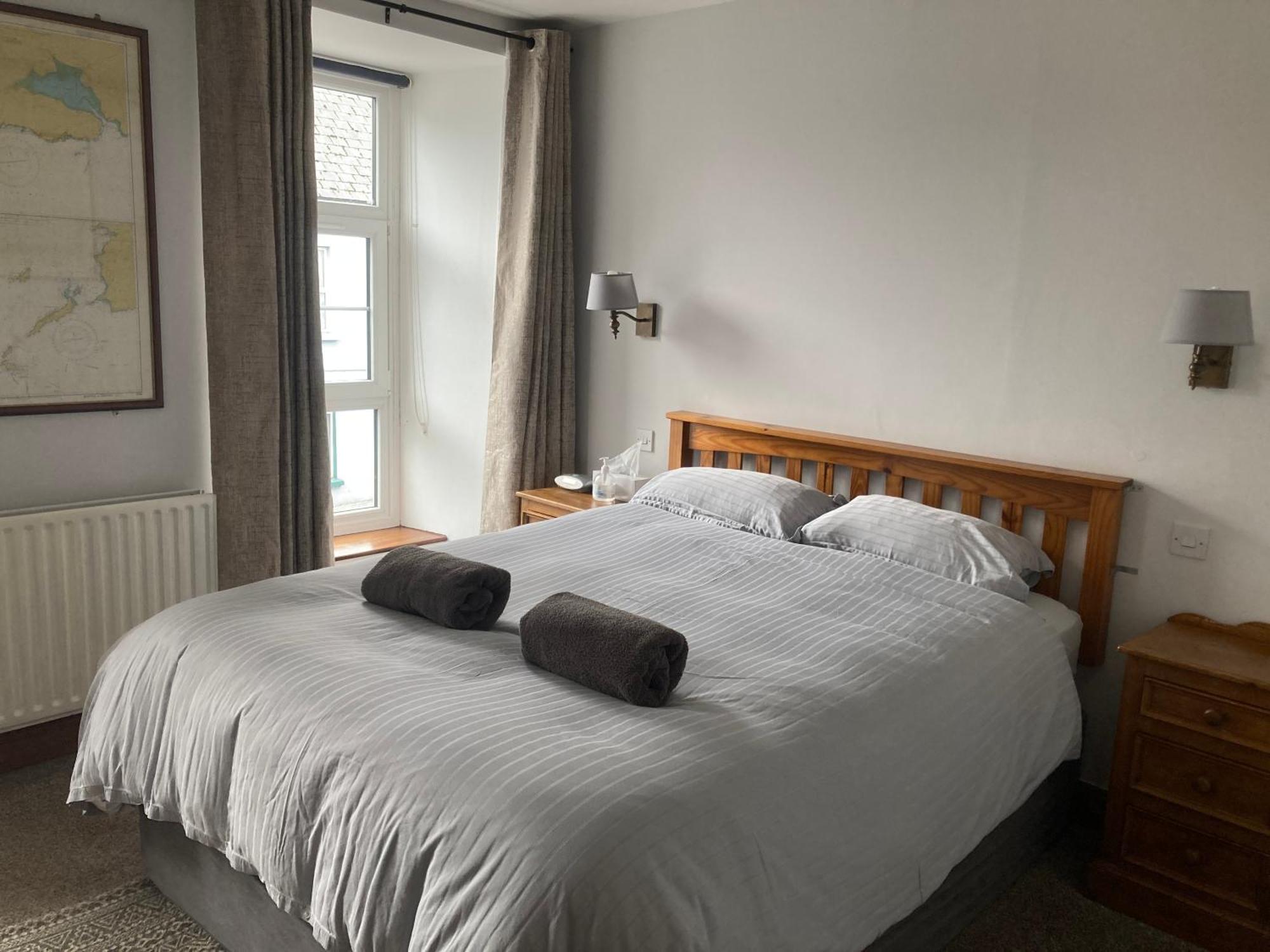 Ashes Seafood Restaurant Accommodation Dingle Exteriör bild