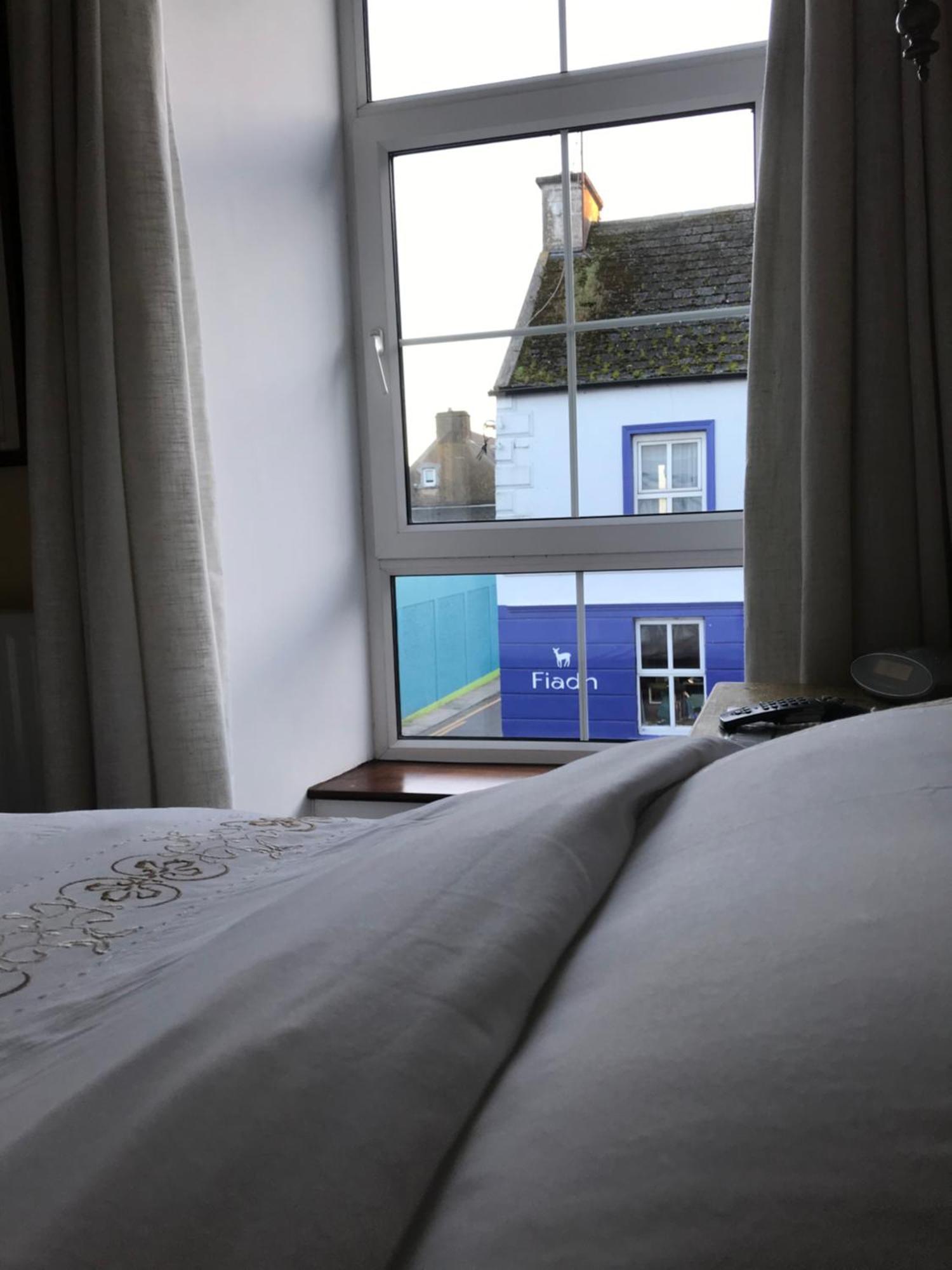 Ashes Seafood Restaurant Accommodation Dingle Exteriör bild